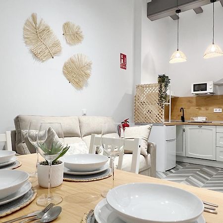 Encantador Apartamento Vigas De Madera Valencia Buitenkant foto