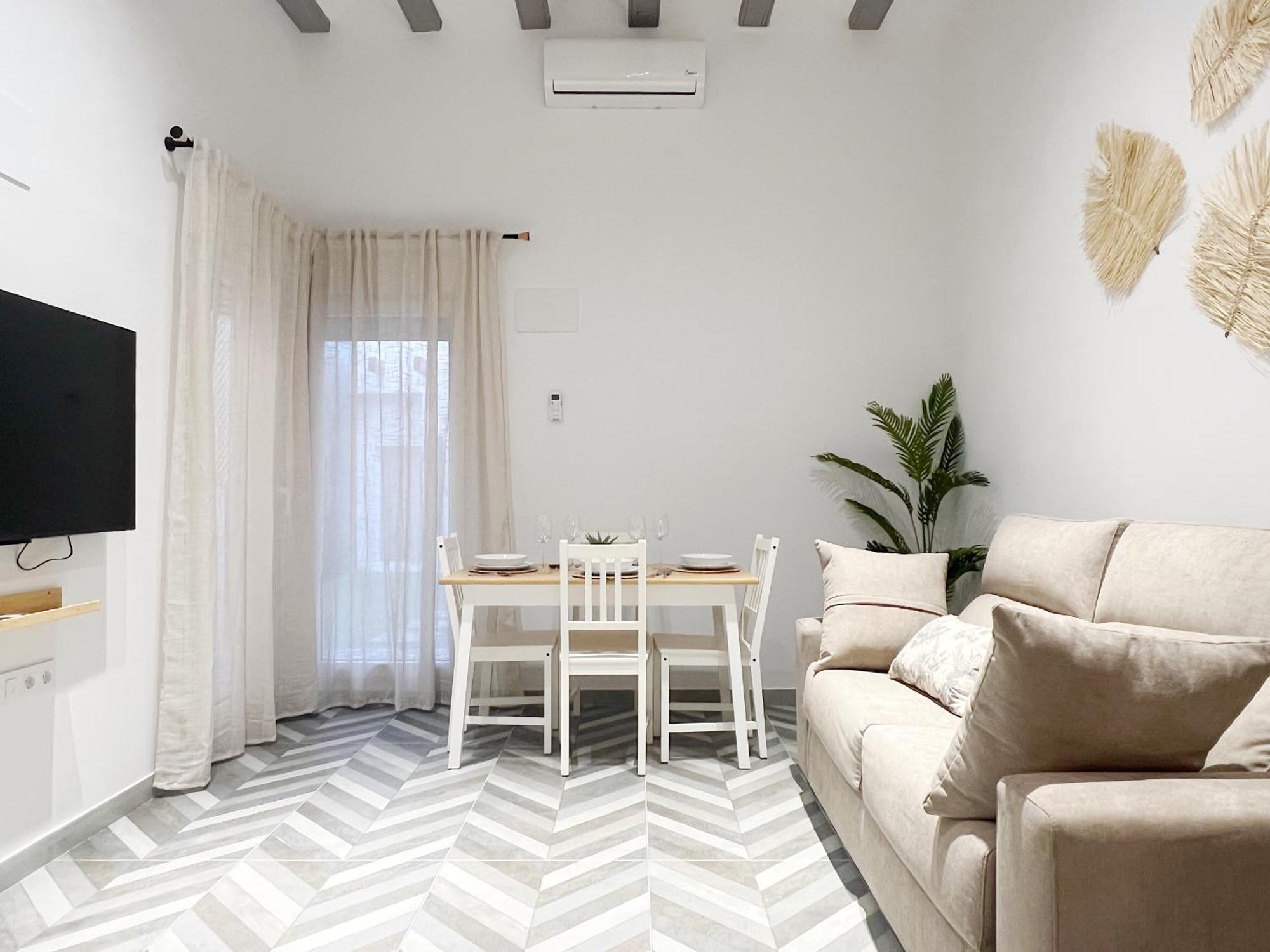 Encantador Apartamento Vigas De Madera Valencia Buitenkant foto