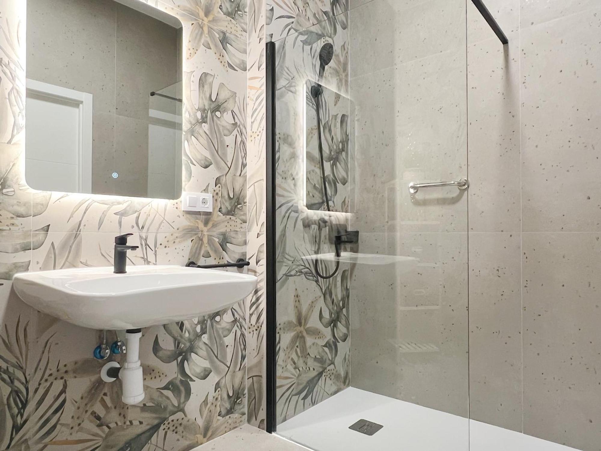 Encantador Apartamento Vigas De Madera Valencia Buitenkant foto