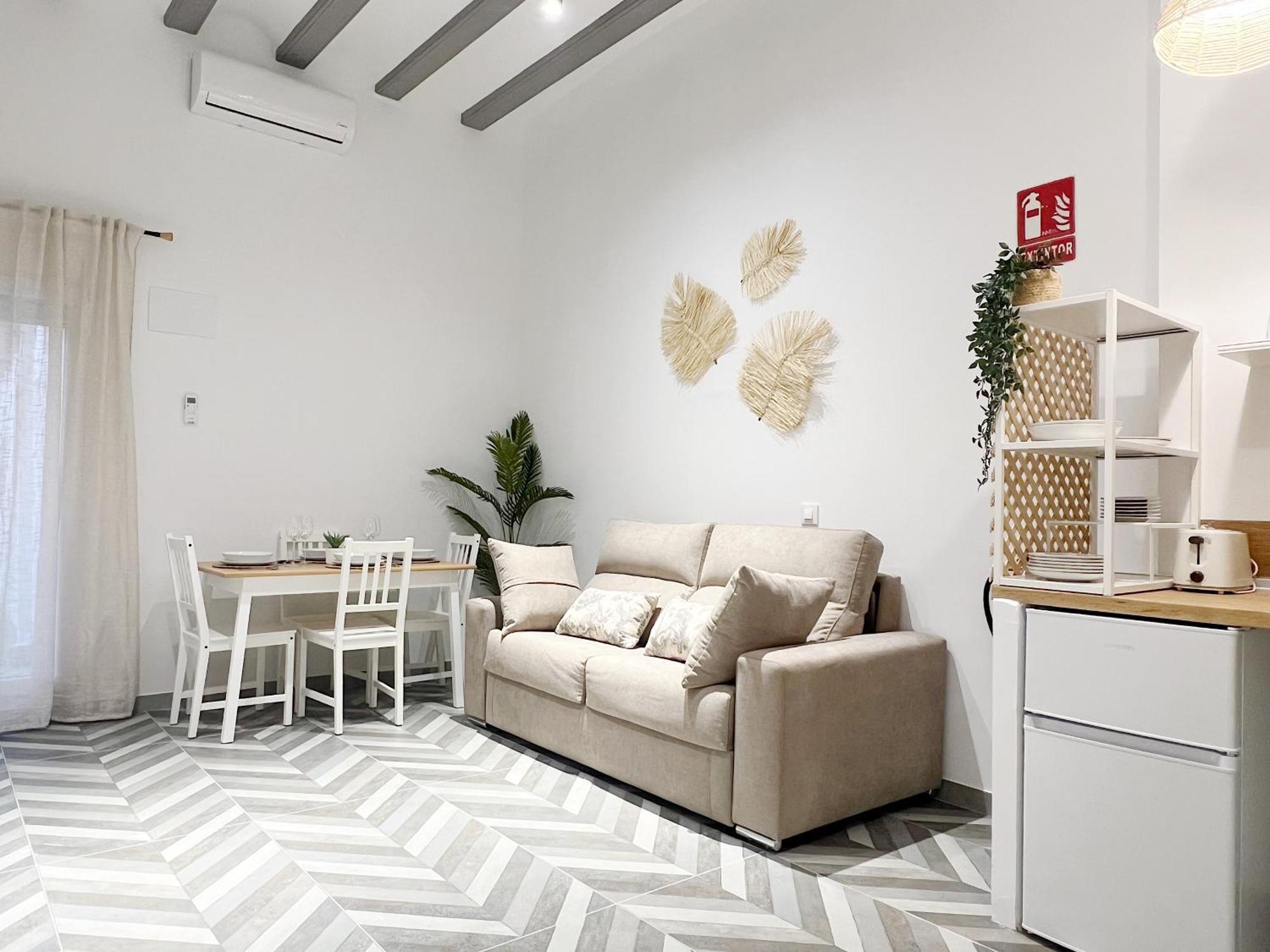 Encantador Apartamento Vigas De Madera Valencia Buitenkant foto