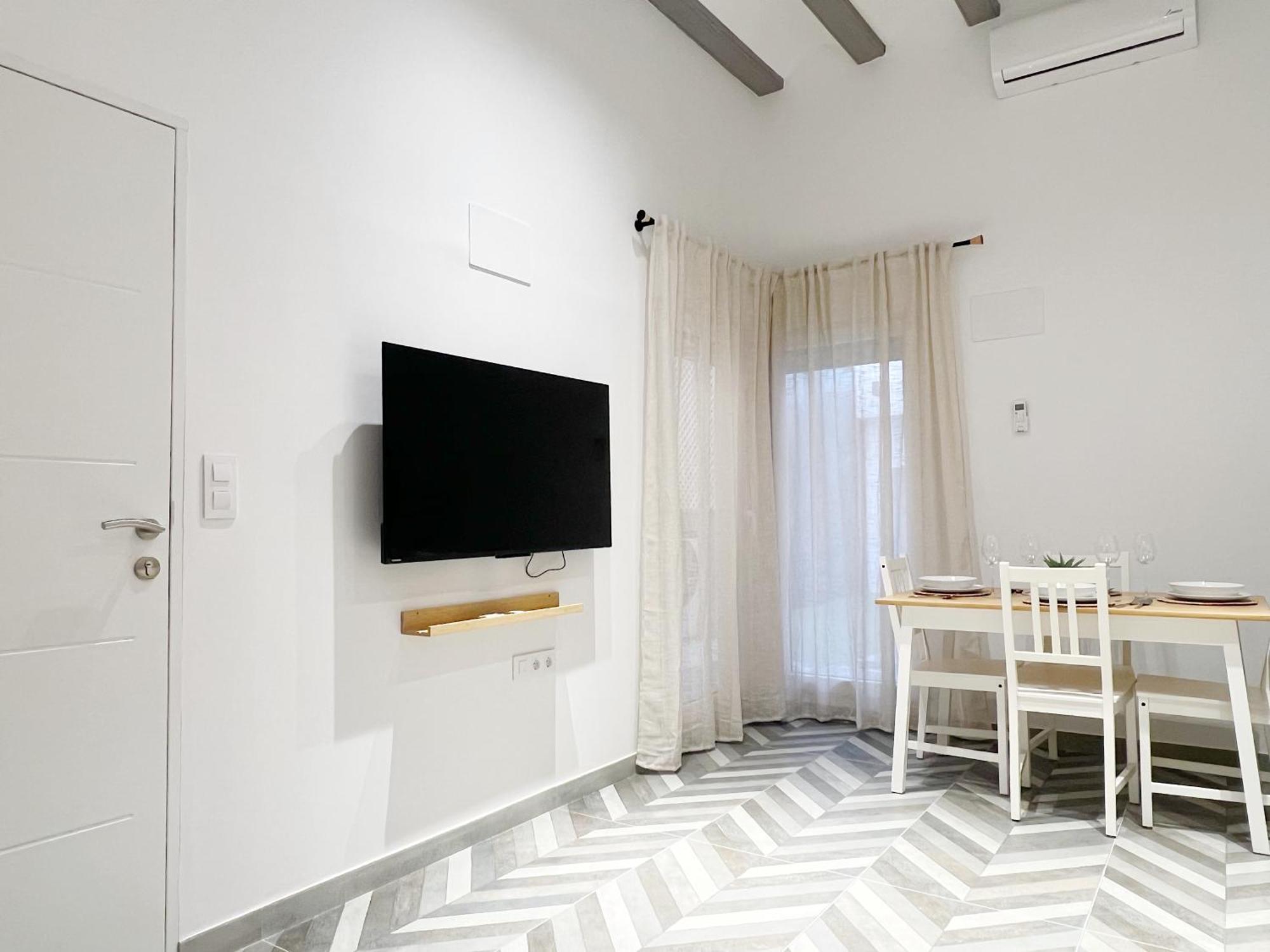 Encantador Apartamento Vigas De Madera Valencia Buitenkant foto